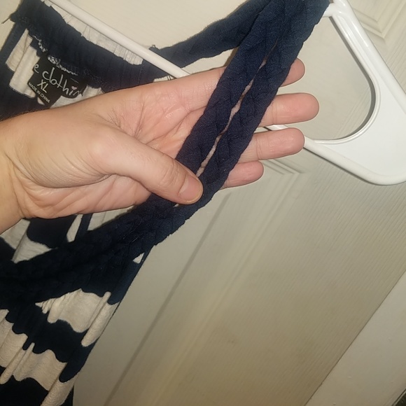 Tank top - Picture 2 of 2